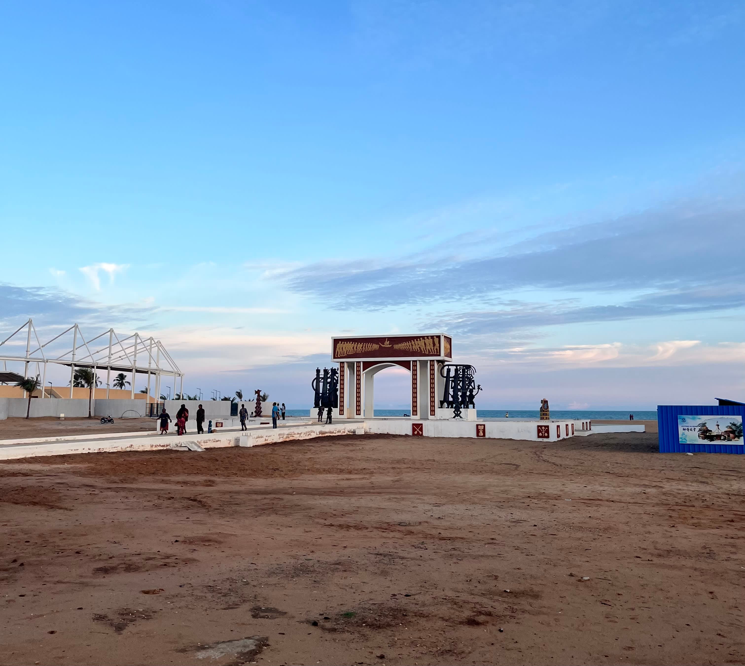 La nouvelle Porte du Non-Retour : Ouidah réécrit sa mémoire dans le béton et l'acier